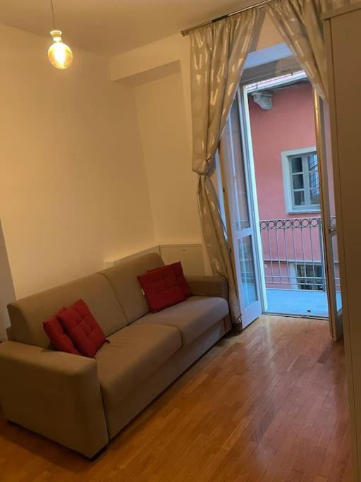 Il Grappolo D'Alba Apartment Bagian luar foto