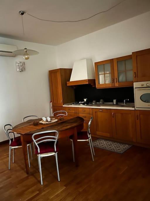 Il Grappolo D'Alba Apartment Bagian luar foto
